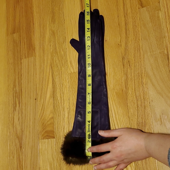 Coach Leather and Mink Gloves - Picture 5 of 9